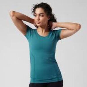 Athleta Speedlight tee